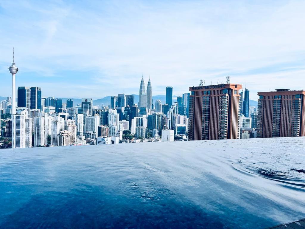 Lucantia Serviced Suites Kuala Lumpur Exterior foto