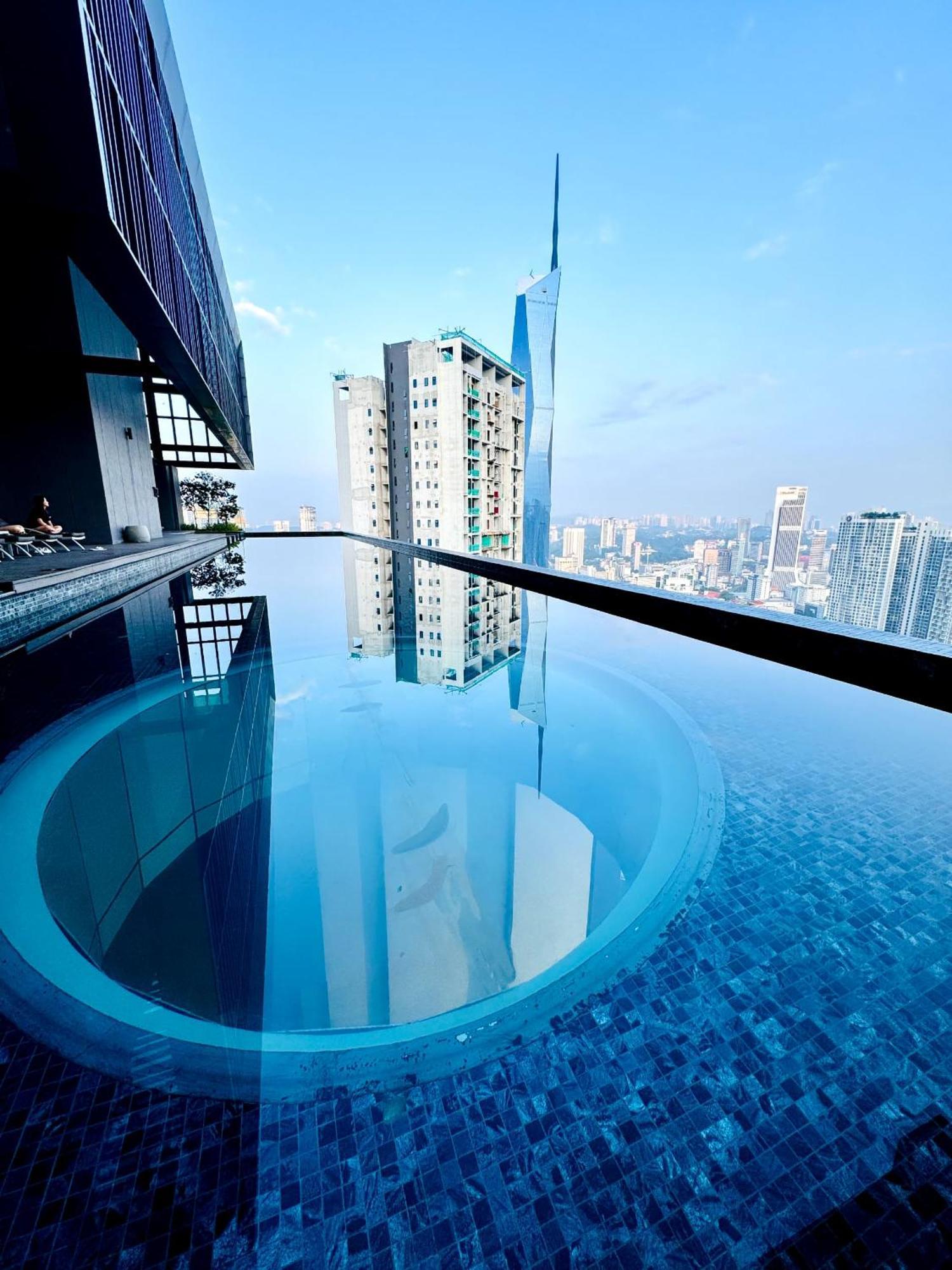 Lucantia Serviced Suites Kuala Lumpur Exterior foto