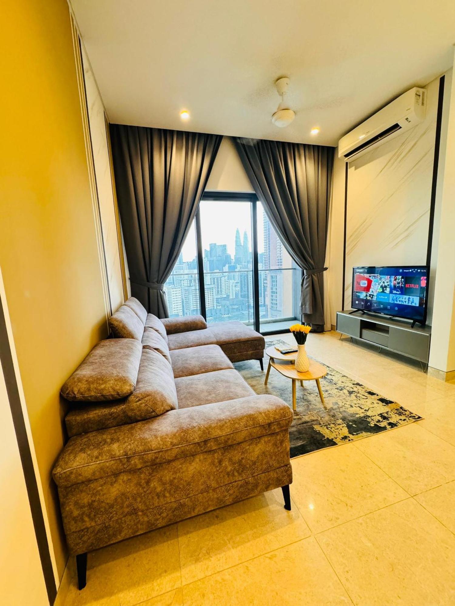 Lucantia Serviced Suites Kuala Lumpur Exterior foto